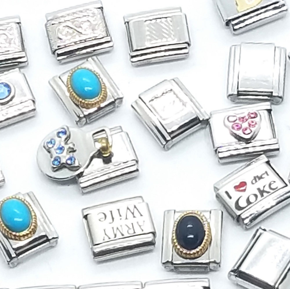 COLLECTION OF ITALIAN CHARMS - Picture 2 of 2